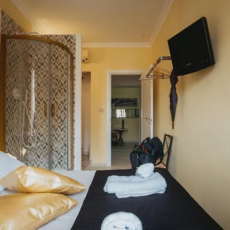 Rome Trevi Business Rooms
